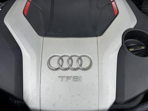 Daytona Gray Pearl Effect 2020 Audi SQ5 3.0T Premium Plus