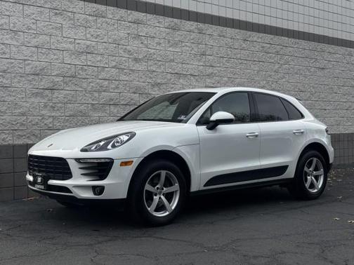 2017 Porsche Macan Base