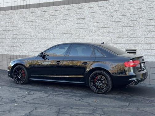 2016 Audi A4 2.0T Premium