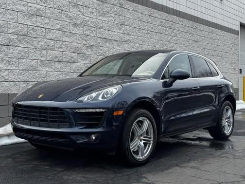 2016 Porsche Macan S