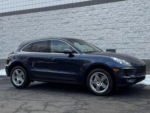 2016 Porsche Macan S