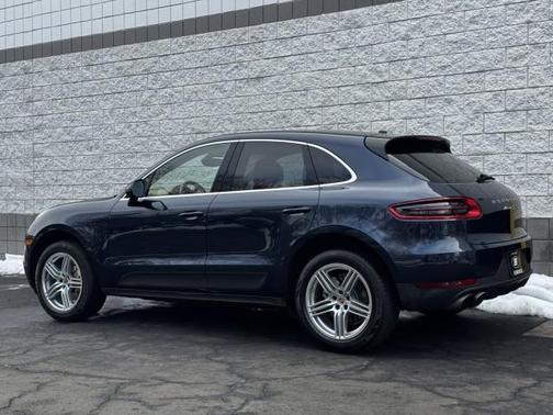 2016 Porsche Macan S