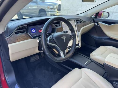 2017 Tesla Model S 90D