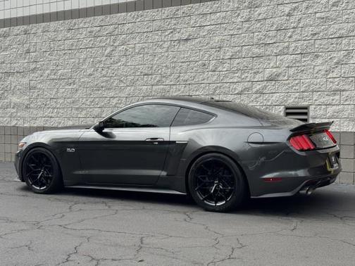 2016 Ford Mustang GT Premium
