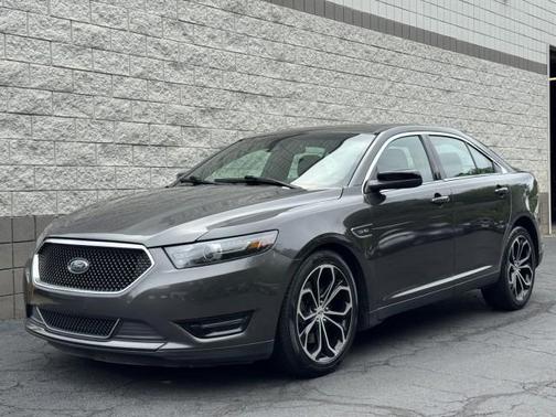 2017 Ford Taurus SHO