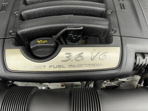 2016 Porsche Cayenne Base