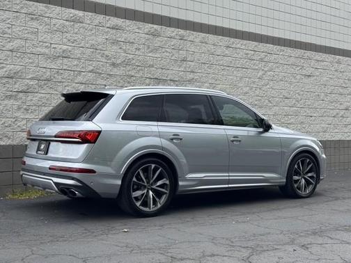 Florett Silver Metallic 2022 Audi SQ7 4.0T Premium Plus