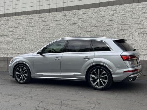 Florett Silver Metallic 2022 Audi SQ7 4.0T Premium Plus