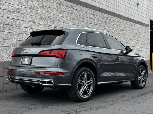 Daytona Gray Pearl 2018 Audi SQ5 3.0T Prestige