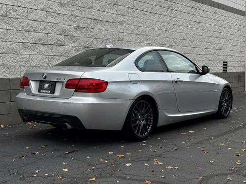 2012 BMW 335 i