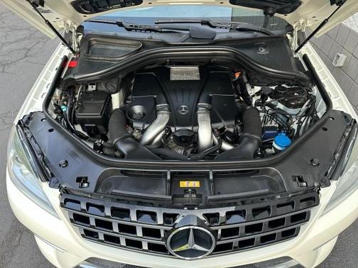 2013 Mercedes-Benz M-Class ML 550 4MATIC