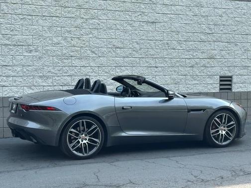 2018 Jaguar F-TYPE Base
