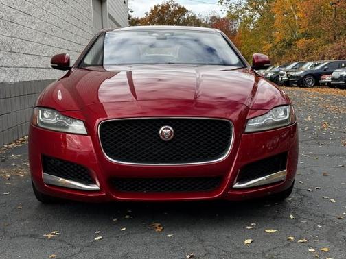 2018 Jaguar XF 25t Prestige