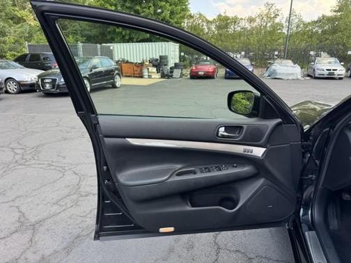 Black Obsidian 2013 INFINITI G37x Base