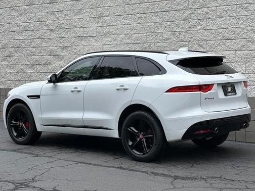 2019 Jaguar F-PACE S