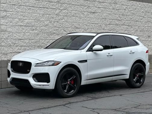 2019 Jaguar F-PACE S