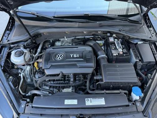 2018 Volkswagen Golf SportWagen TSI S