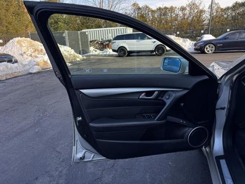 2011 Acura TL Technology