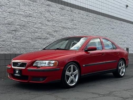 2004 Volvo S60 R