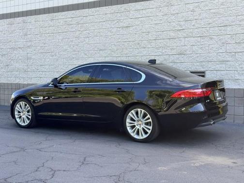 2020 Jaguar XF 25t Premium
