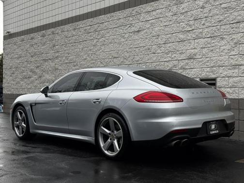 2014 Porsche Panamera S