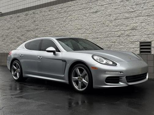 2014 Porsche Panamera S