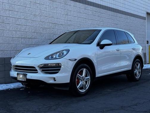 2014 Porsche Cayenne Platinum Edition