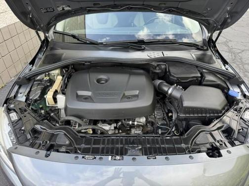 2017 Volvo S60 Cross Country T5