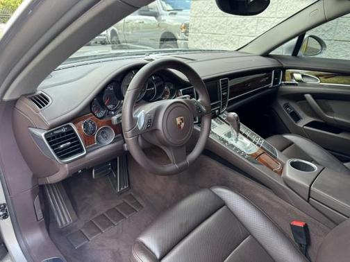 2011 Porsche Panamera 4S