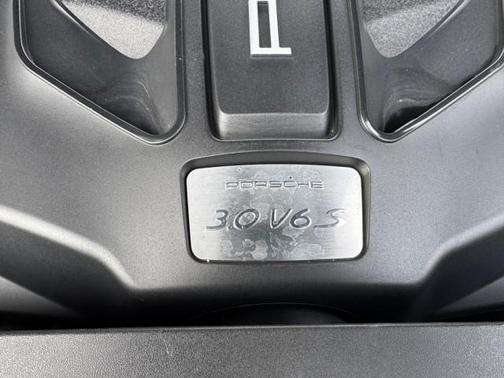 2016 Porsche Macan S