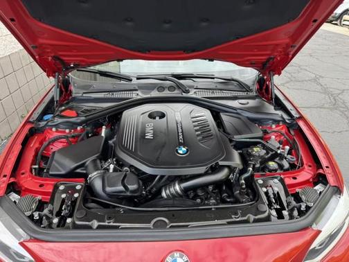 Melbourne Red Metallic 2019 BMW M240 i