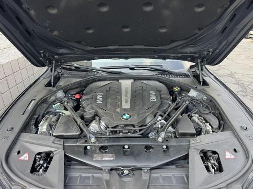 Black Sapphire Metallic 2015 BMW 750 Li