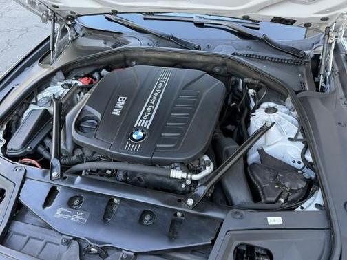 Glacier Silver Metallic 2014 BMW 535d Base