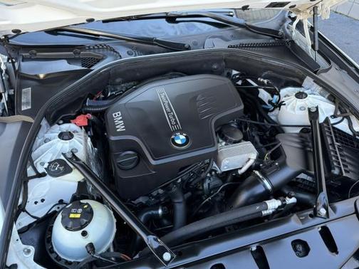 2016 BMW 528 i xDrive