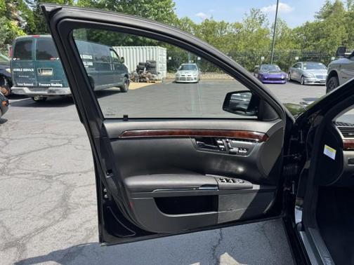 2012 Mercedes-Benz S-Class S 550 4MATIC