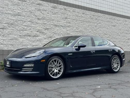 2013 Porsche Panamera 4S