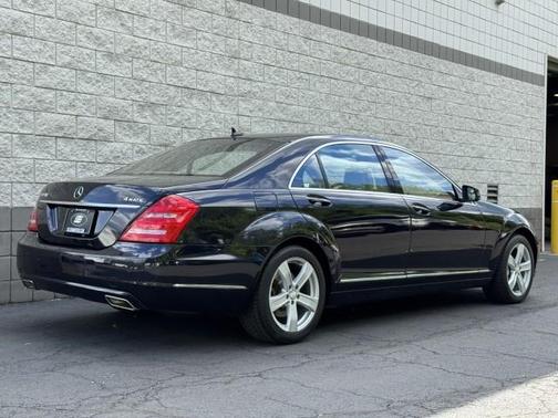 2010 Mercedes-Benz S-Class S 550 4MATIC