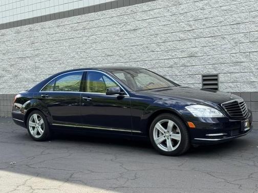 2010 Mercedes-Benz S-Class S 550 4MATIC