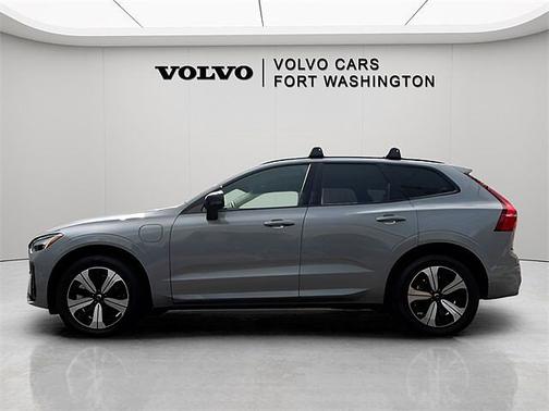 2025 Volvo XC60 Plus