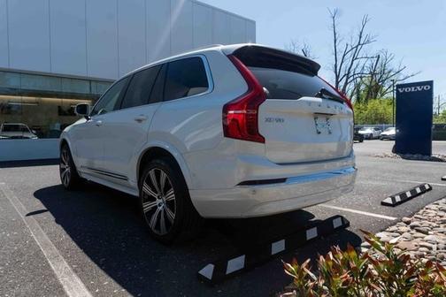 2024 Volvo XC90 Recharge Plug-In Hybrid T8 Plus Bright Theme 7 Passenger