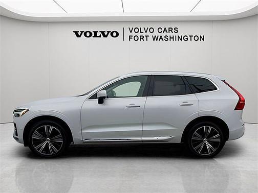 2023 Volvo XC60 Plus
