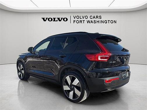 2023 Volvo XC40 Ultimate