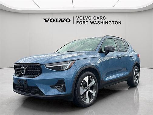 2023 Volvo XC40 Plus