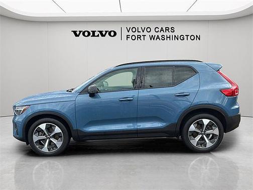 2023 Volvo XC40 Plus
