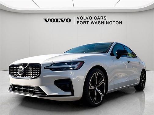 2023 Volvo S60 Plus
