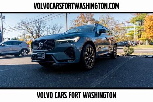 2023 Volvo XC60 B5 Plus Dark Theme