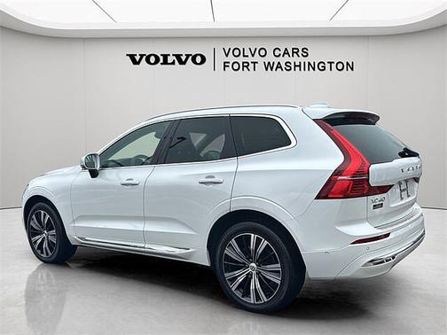 2023 Volvo XC60 Plus