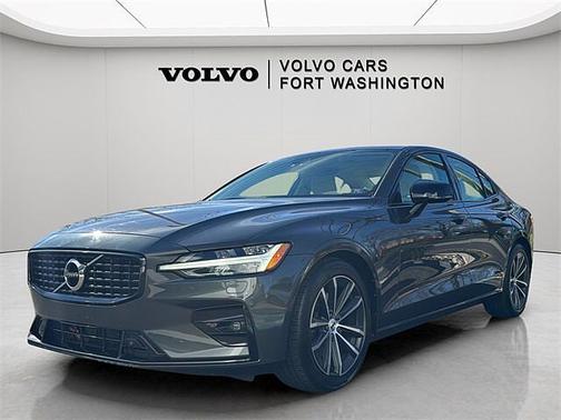 2022 Volvo S60 