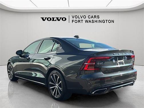 2022 Volvo S60 
