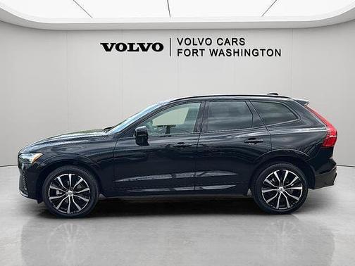 Onyx Black 2025 Volvo XC60 Plus